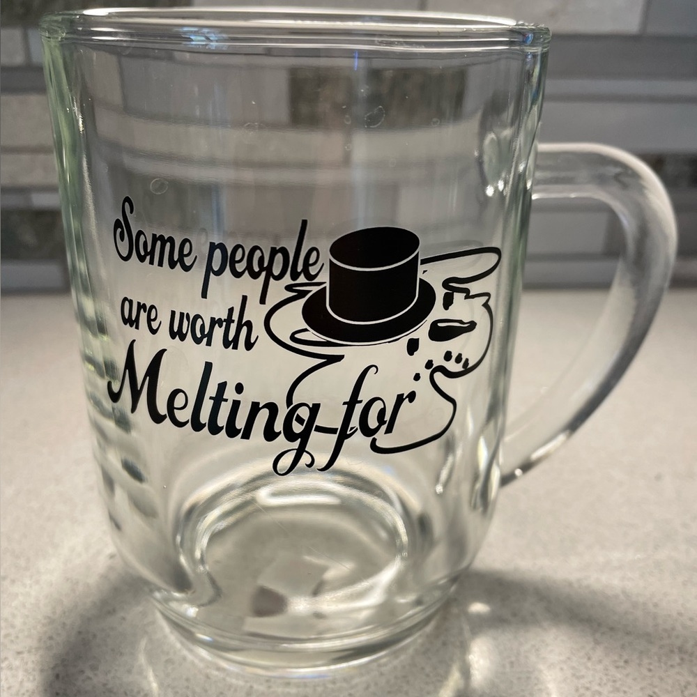 Glass mug, 16oz, NWOT, “Some people are worth melting for”
